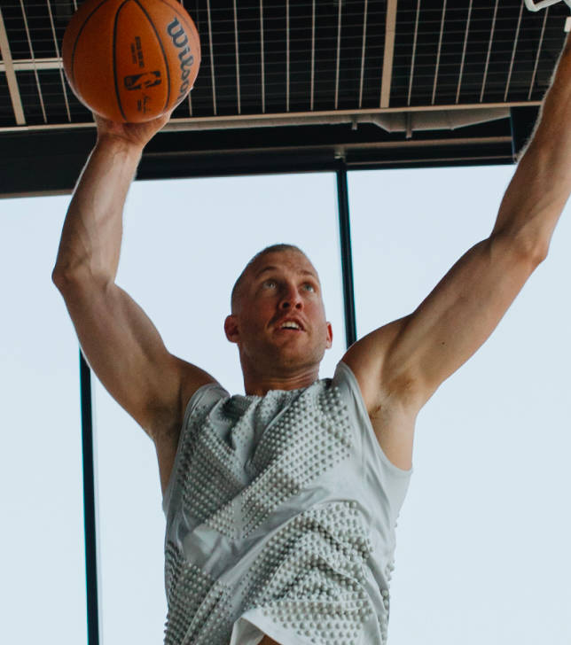 Basketball with OMORPHO