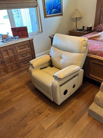 Maria Rodriguez - Customer